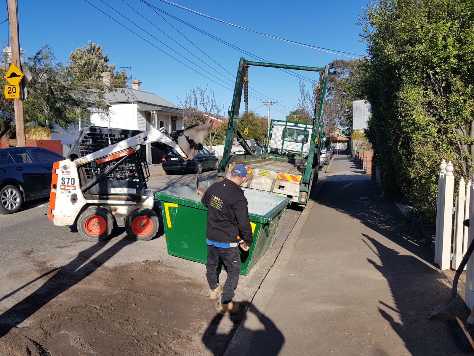 Skip Bin Hire Craigieburn | Rubbish Bins & Mini Skip Bins Hire Craigieburn