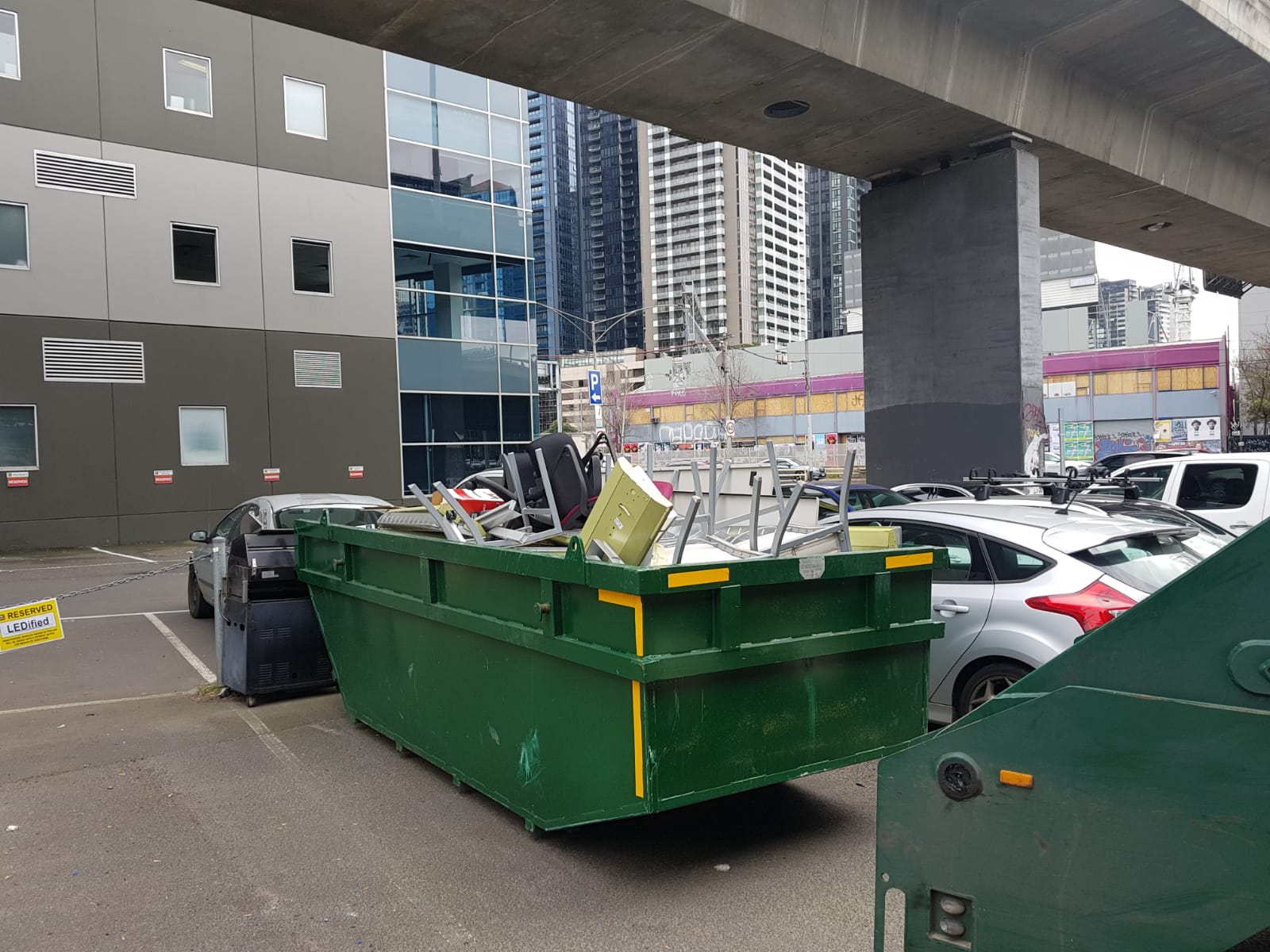 Skip Bin Hire Melbourne Northern Suburbs | Rubbish & Mini Skip Bins Hire