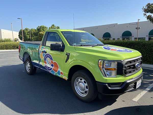 Transform Your Fleet with Stunning Fleet Vehicle Graphics and Truck Wraps - ViralSocialTrends