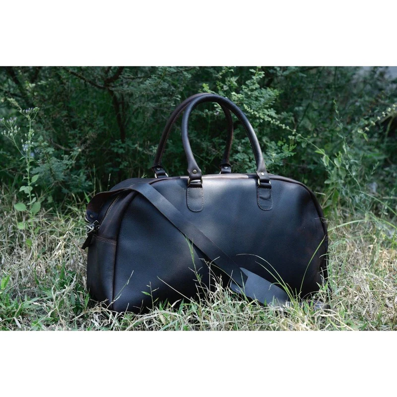 Leather Bags for Men: The Perfect Accessory for Any Occasion – Melborne Leather Co.