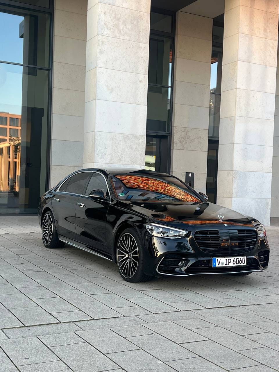 Exclusive Limousine Service for TRANSFORM 2025 Attendees in Berlin