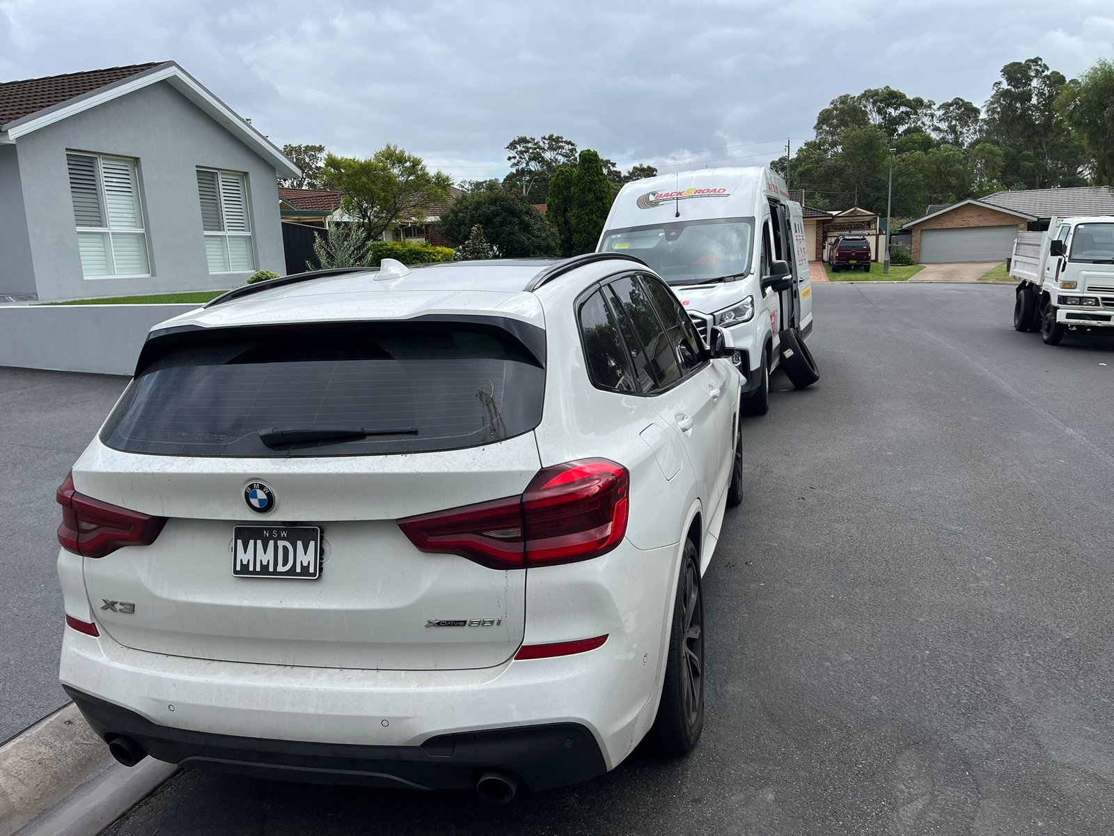 Jump Start Service Colebee | Car Truck Battery Replacement | Mobile Tyre Repair Services | Back2Road