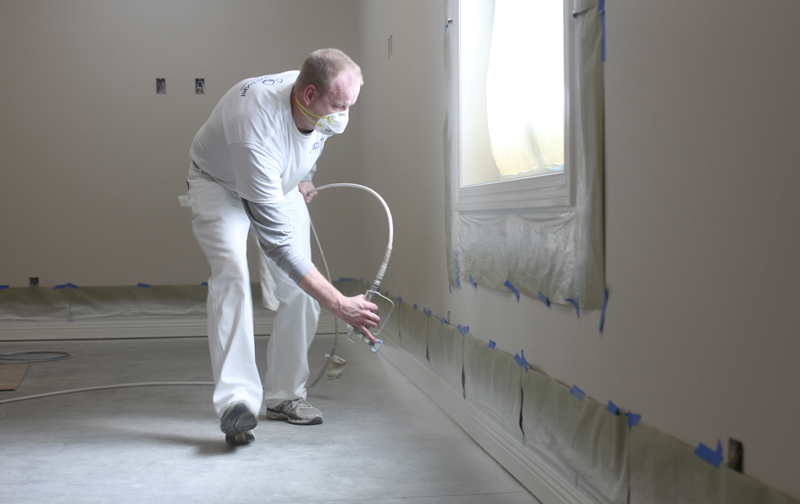 Why You Should Consider a Professional Commercial Painting Contractor for Your Warehouse?