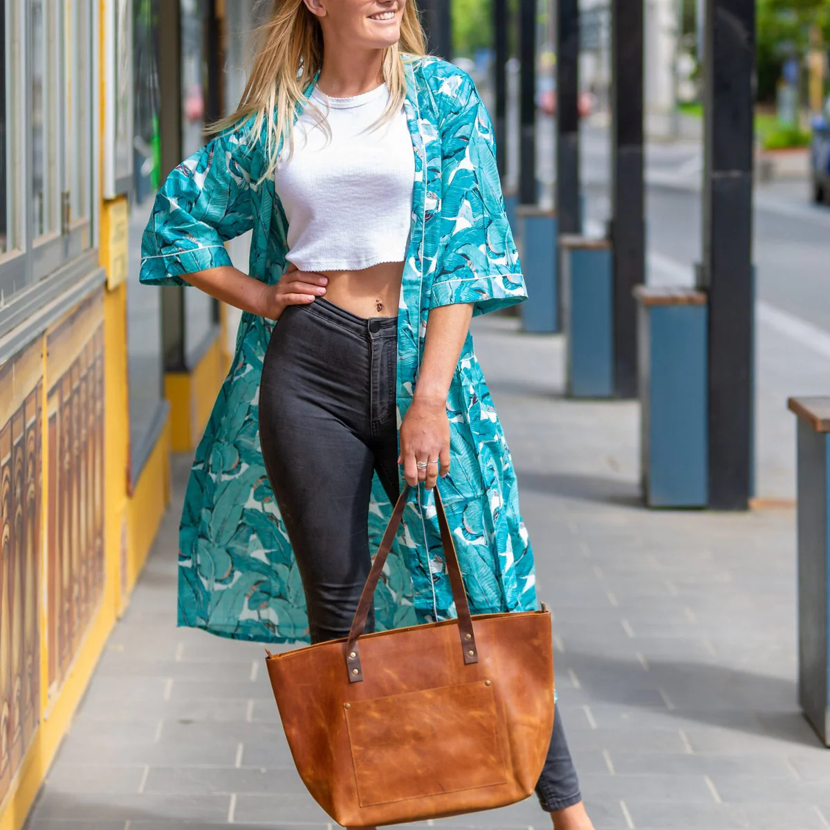 Elevate Your Living Space with LinenConnections — Stylish Leather Bags That Complement Any Outfit