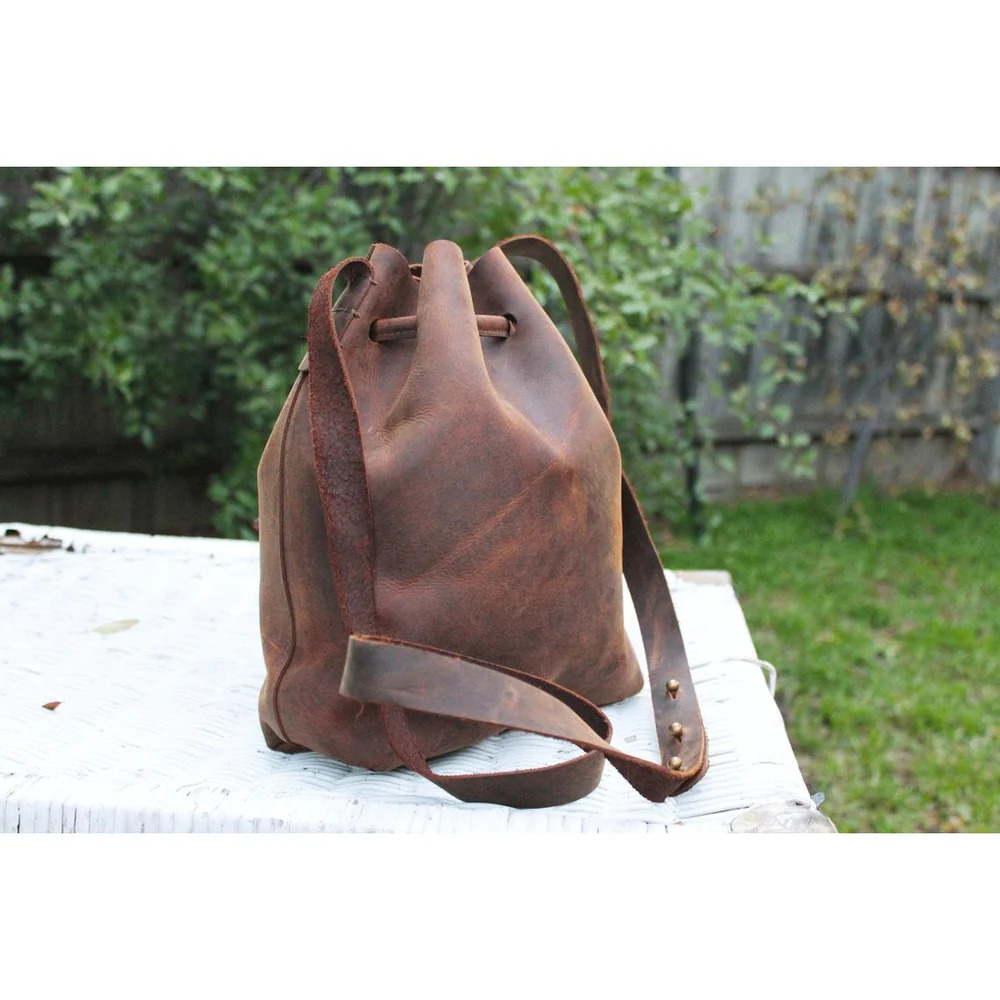 Melbourne Leather Co. — Improve Your Style with Premium Leather Crossbody...