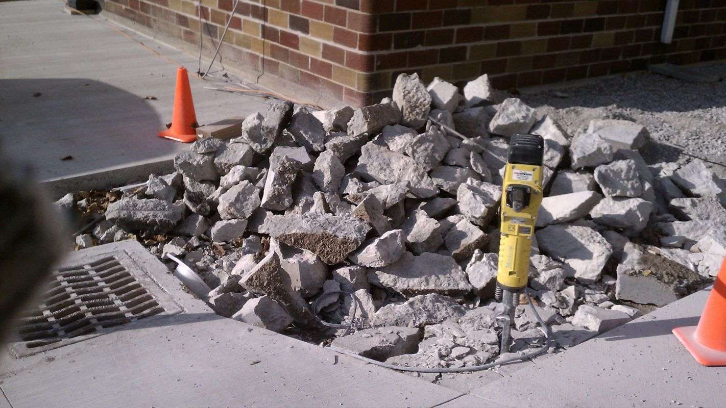 The Role of Demolition Services in Disaster Cleanup and Recovery