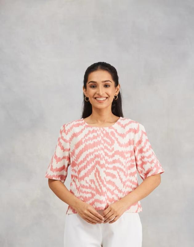 10 Must-Have Styles Before You Buy Crop Tops for Women This Season