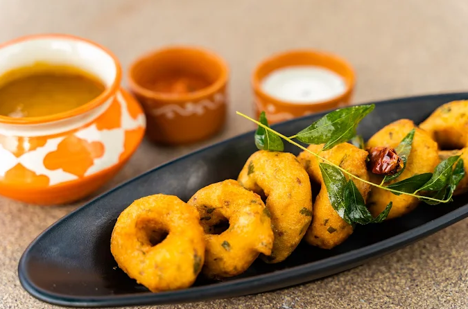 The Art of Indian Appetizers at Best Indian Restaurants in NJ: More Than Just Samosas
