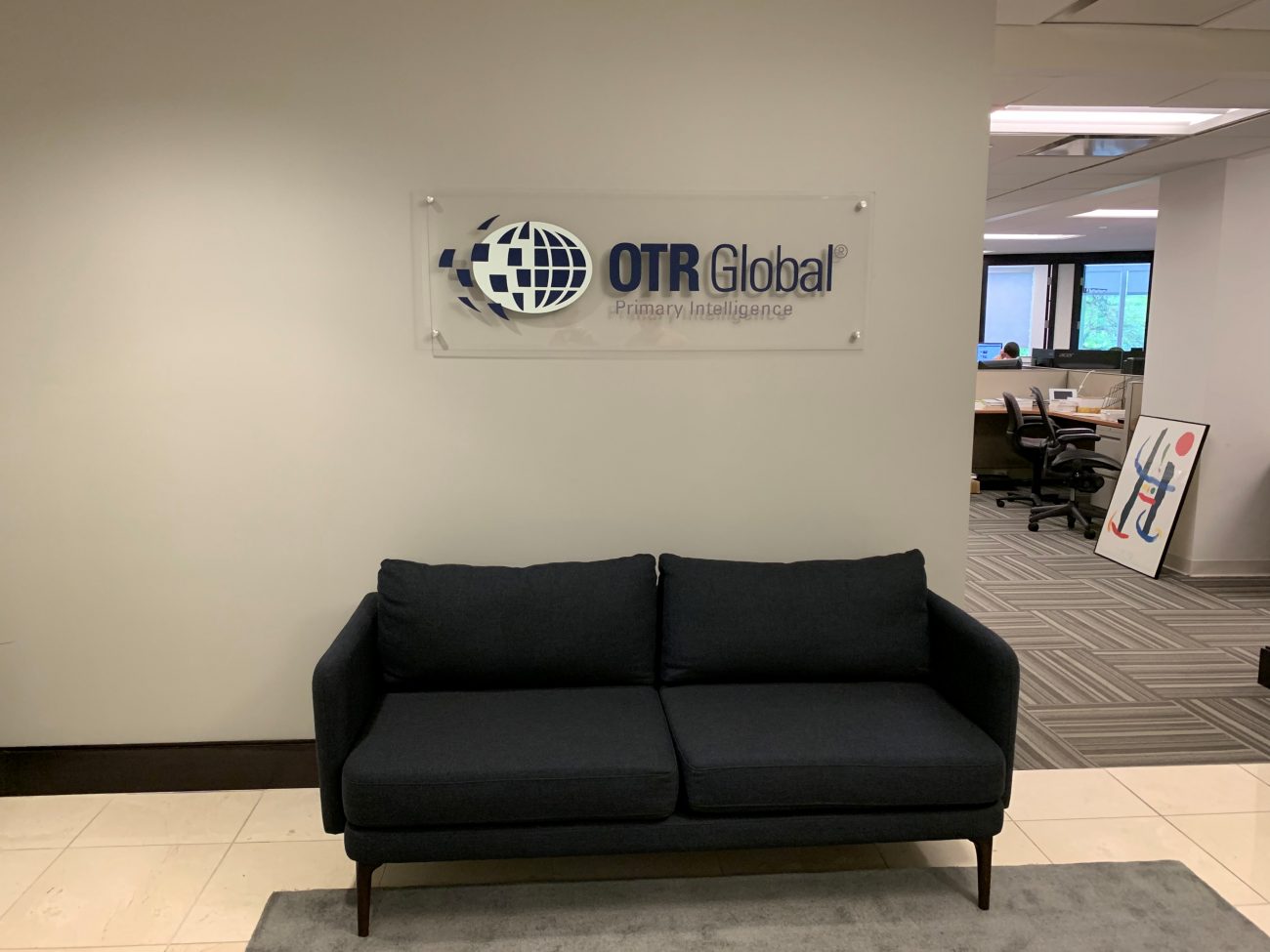 Professional Office Lobby Signs in New York City