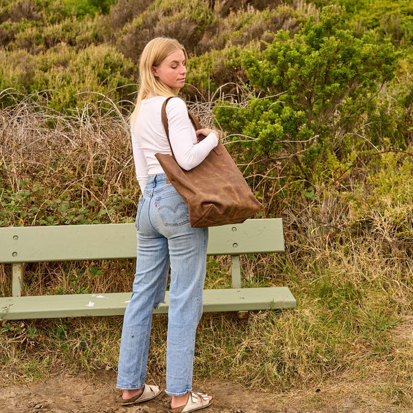 Why a Leather Tote Bag Is the Perfect Everyday Companion – Houston Stevenson