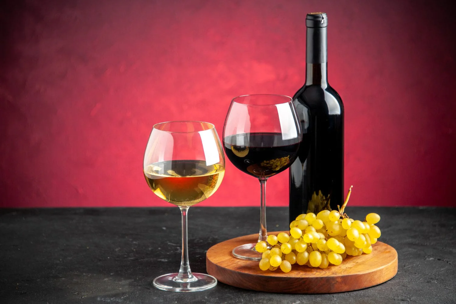 Do Wine Ratings Affect Taste? | Explore Beyond Scores with Bottle Barn - Blogs