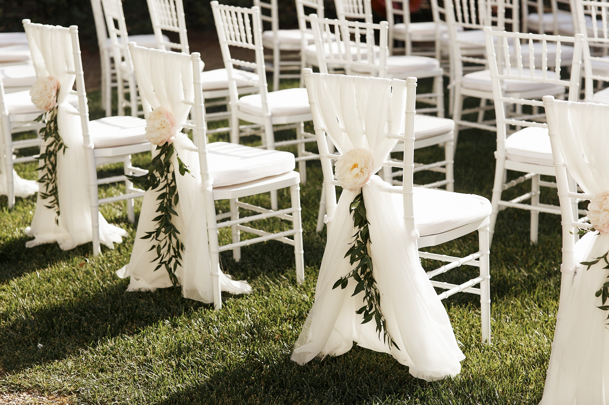 Top Reasons to Rent Wedding Décor for a Budget-Friendly Celebration