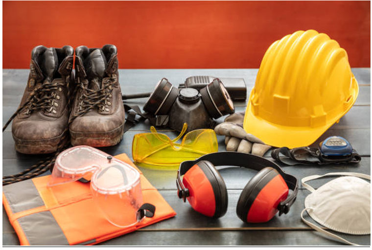 How PPE Protective Clothing Helps Reduce Workplace Injuries